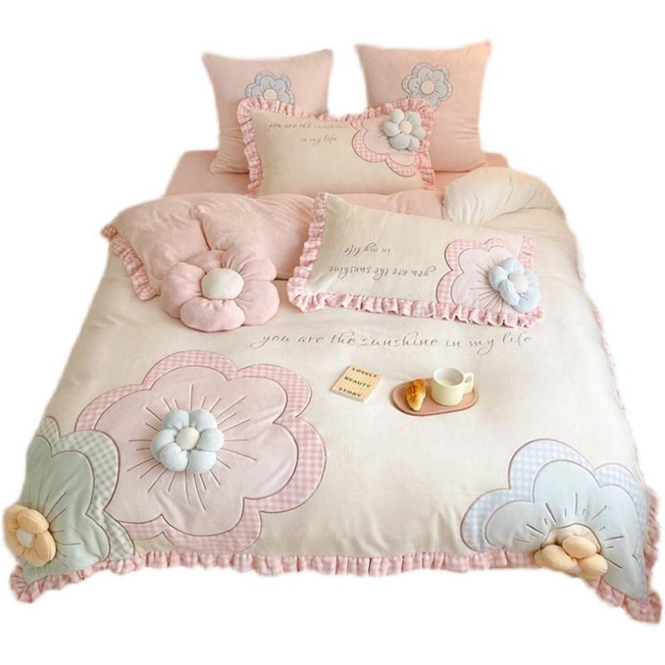 Princess Style Winter Thickened Milk Fiber Four-Piece Girl's Heart Three-Dimensional Flower Quilt Cover Coral Fleece Bedding
