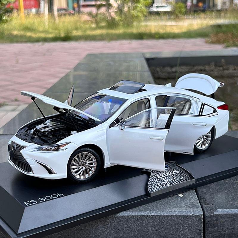 1:18 Diecast LEXUS ES300H Alloy Car Model Simulation Vehicles Sports Car Collection Boy Gift Ornaments Original Box
