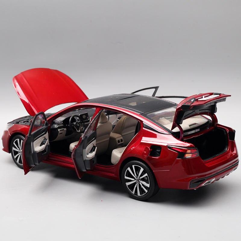 1:18 Scale Dongfeng Sedan ALTIMA Seventh Generation Teana Die-casting Alloy Car Model Collection Ornaments Souvenirs